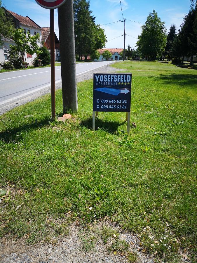 Yosefsfeld Bed & Breakfast Kutjevo Екстериор снимка