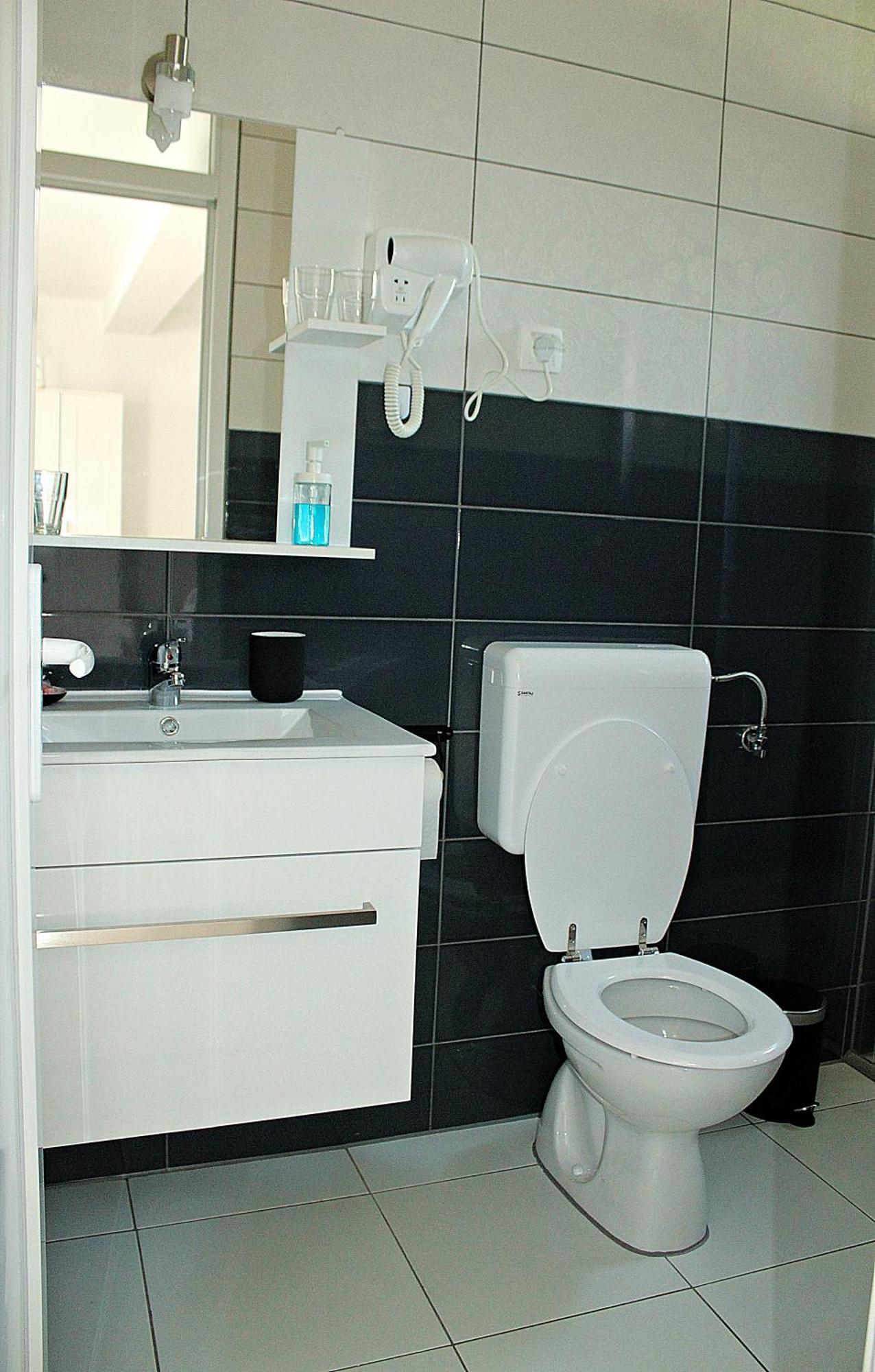 Yosefsfeld Bed & Breakfast Kutjevo Стая снимка